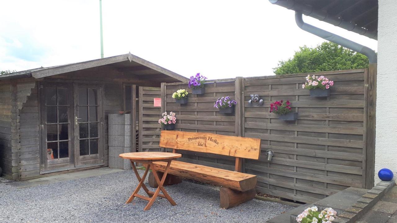 Ferienwohnung "In De Uehl" Hürtgenwald Esterno foto