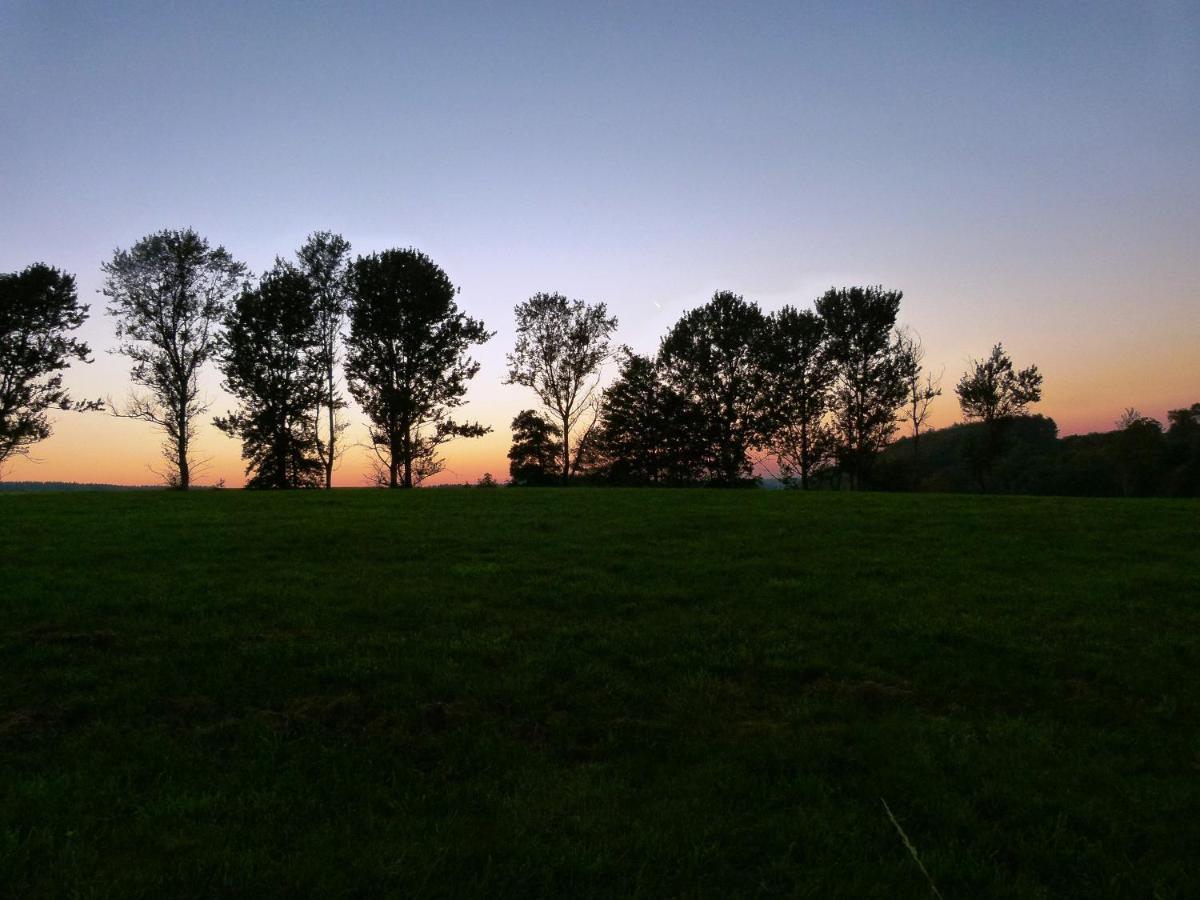 Ferienwohnung "In De Uehl" Hürtgenwald Esterno foto